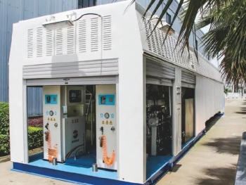 Container LNG Fueling 