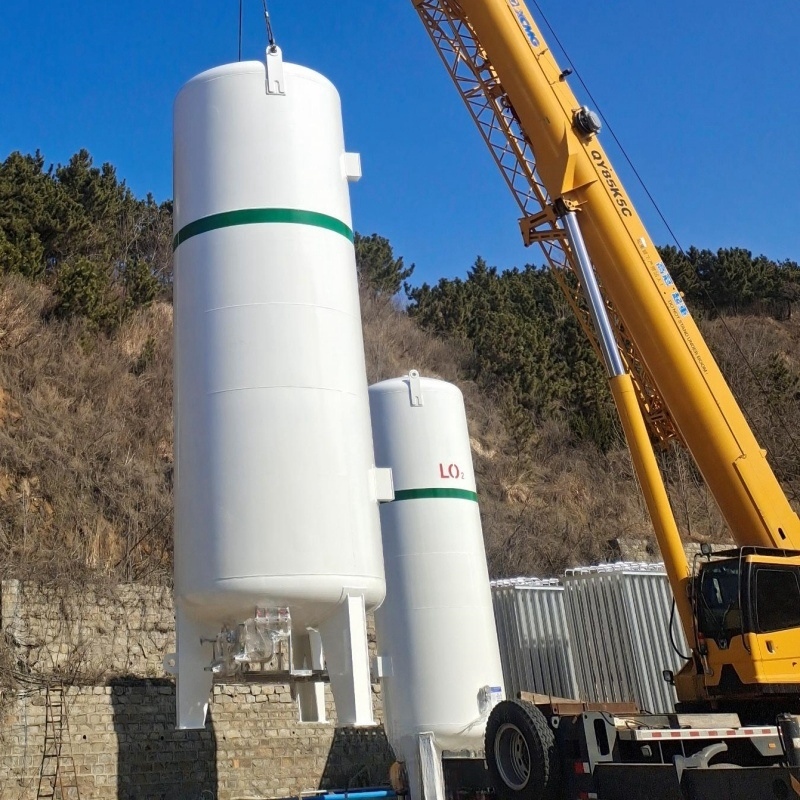 लॉक्स टैंक